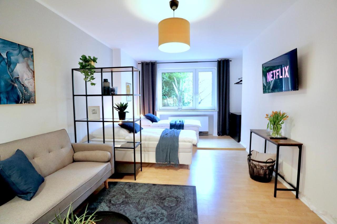 Sapphire Apartment: Free Parking + Netflix + Bathtub Essen Exterior foto